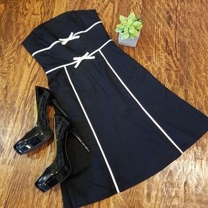 Ann Taylor Petites Black Strapless Dress